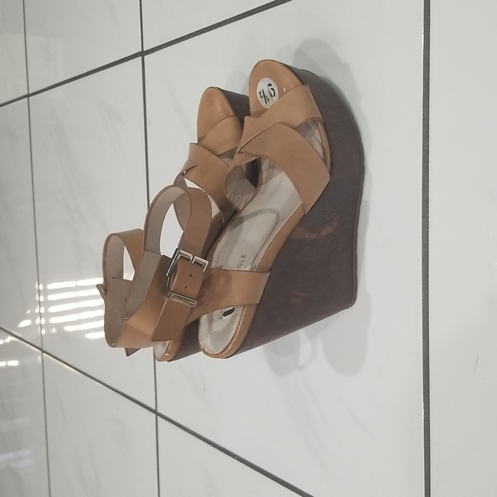 Tan Kenneth Cole Heels